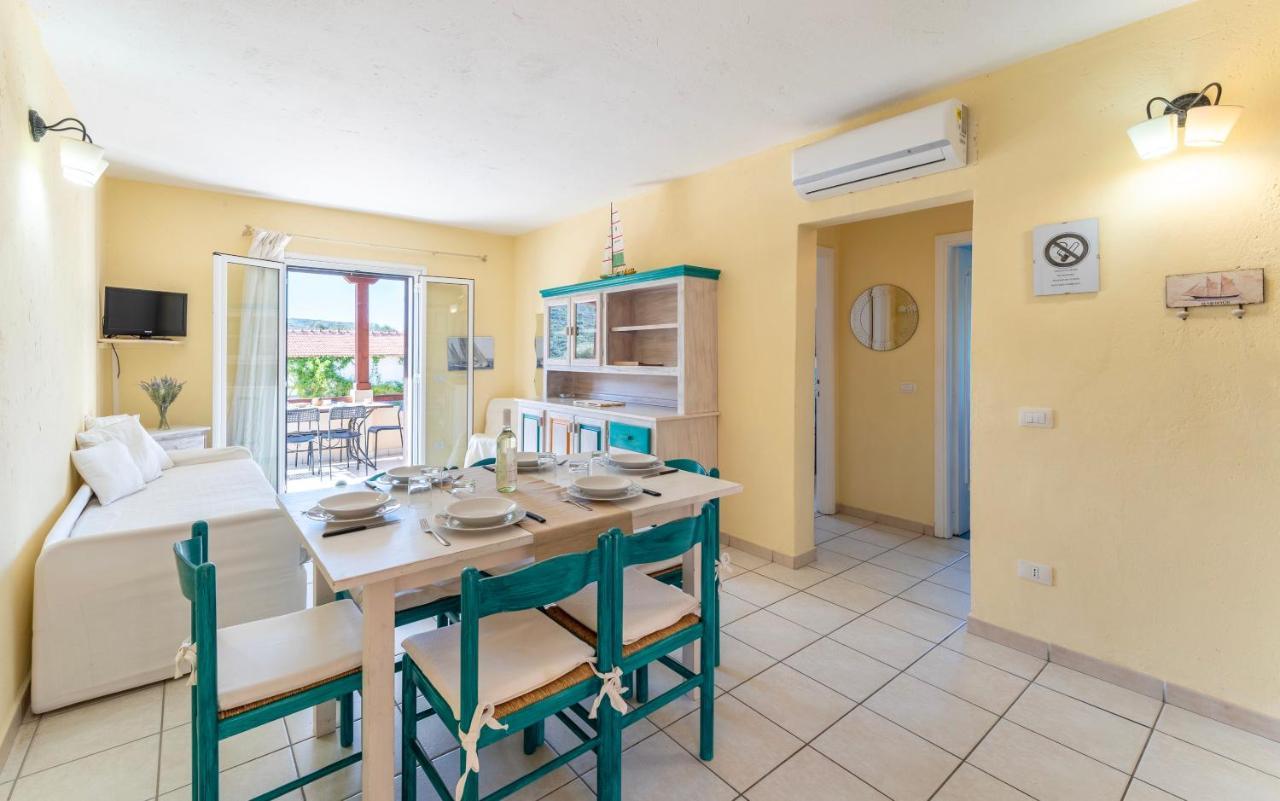 Residence A Golfo Di Marinella A 450 Mt Dal Mare Exterior foto